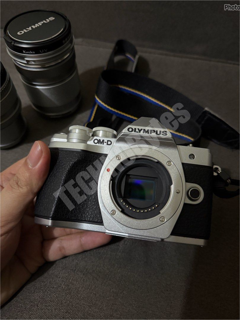 OLYMPUS OM-D E-M10 Mark III (Category: Cameras) located in Pasig City. Submitted by technobytes (Listing ID 1445551778, Image 2). Description: • Body and Lenses Inclusions: • 2 lens (refer to photos) • Battery • Strap.