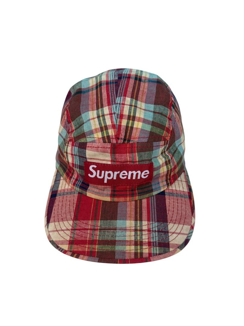 Original supreme patchwork (Category: Cap & Hats) located in Batu Gajah. Submitted by sofea_store (Listing ID 1445439268, Image 2). Description: Assalamualikum Condition 9/10 good Original 100% Tag missing Rm250.
