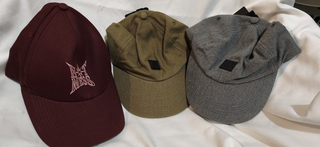 Oxgn Caps - Maroon, Olive, Grey Unisex (Category: Caps & Hats) located in Malabon City. Submitted by ph_ohkaye (Listing ID 1445543516, Image 1). Description: - Maroon cap with white embroidery depth 18 cm - Plain olive green cap depth 16.5cm - Plain grey cap 16.5 cm - Ideal for everyday wear or sports activities -130 pesos each.