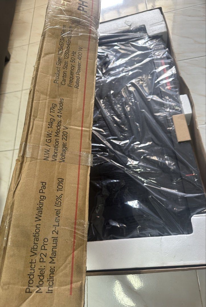 P2 Pro 4in1 Vibration Walkingpad with Incline (Category: Cardio & Fitness Machines) located in Quezon City. Submitted by SomeThingsMustGo.ph (Listing ID 1445593252, Image 2). Description: Brand New P2 Pro 4in1 Vibration Walkingpad with Incline ₱7,000 📍Novaliches, Qc.