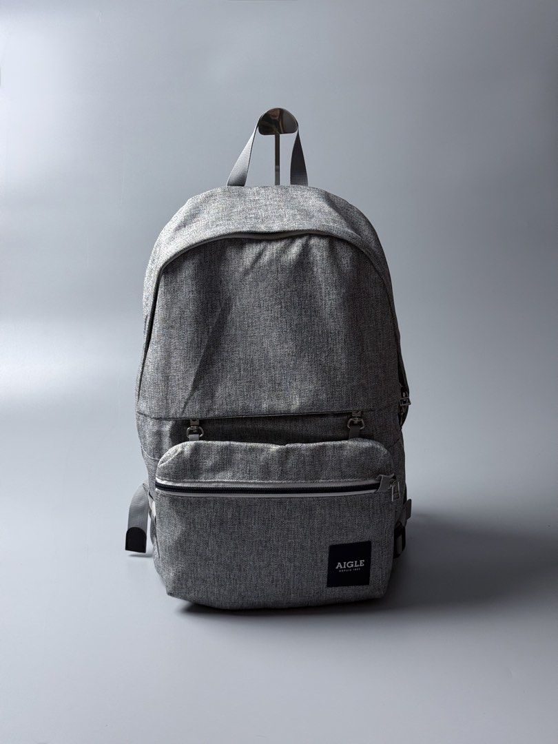 Pacsafe X Aigle Backpack (Category: Backpacks) located in San Pablo. Submitted by zzz.archvs (Listing ID 1445539918, Image 1). Description: Still in great condition No flaws Zipper closure Lockable zipper on main compartment Adjustable straps .