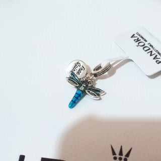 (Category: ) located in . Submitted by love.jewels (Listing ID 1445574403, Image 1). Description: .