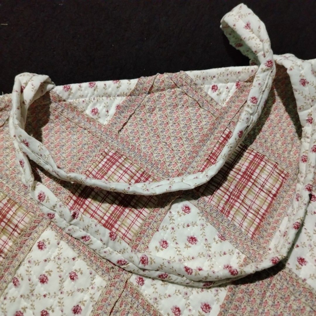 PATCHWORK BAG (Category: Tote Bags) located in Manila. Submitted by goldenwhale_9842b2 (Listing ID 1445580599, Image 2). Description: .