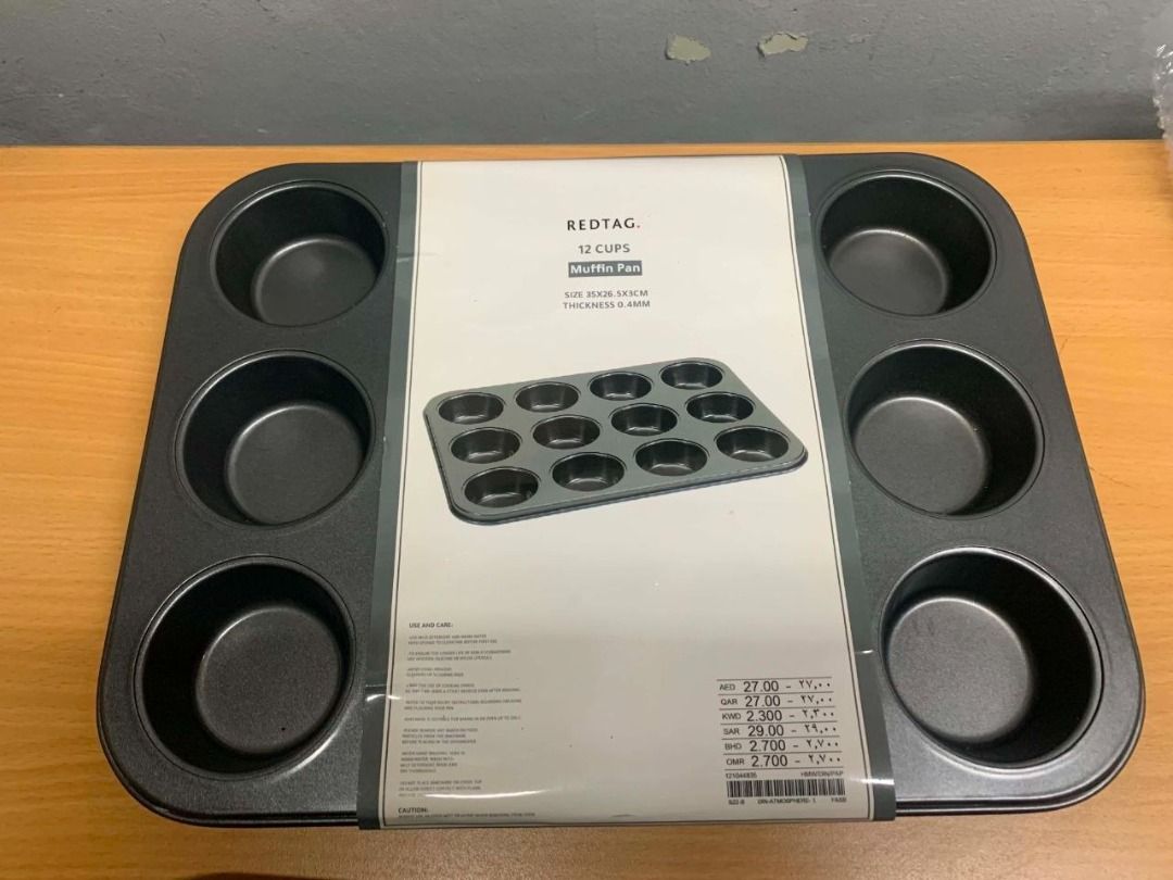 Redtag 12 Cups Muffin Pan (Category: Bakeware) located in Caloocan City. Submitted by finds_forkeeps (Listing ID 1445592503, Image 1). Description: - Brand: Redtag - Capacity: 12 cups - Dimensions: 35cm x 26.5cm x 3cm - Thickness: 0.4mm - Ideal for baking muffins, cupcakes, and more!.