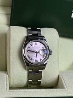 (Category: ) located in . Submitted by LuxPieces (Listing ID 1445508420, Image 1). Description: .