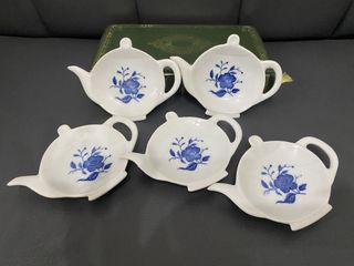 (Category: ) located in . Submitted by thriftteata (Listing ID 1445446589, Image 1). Description: .