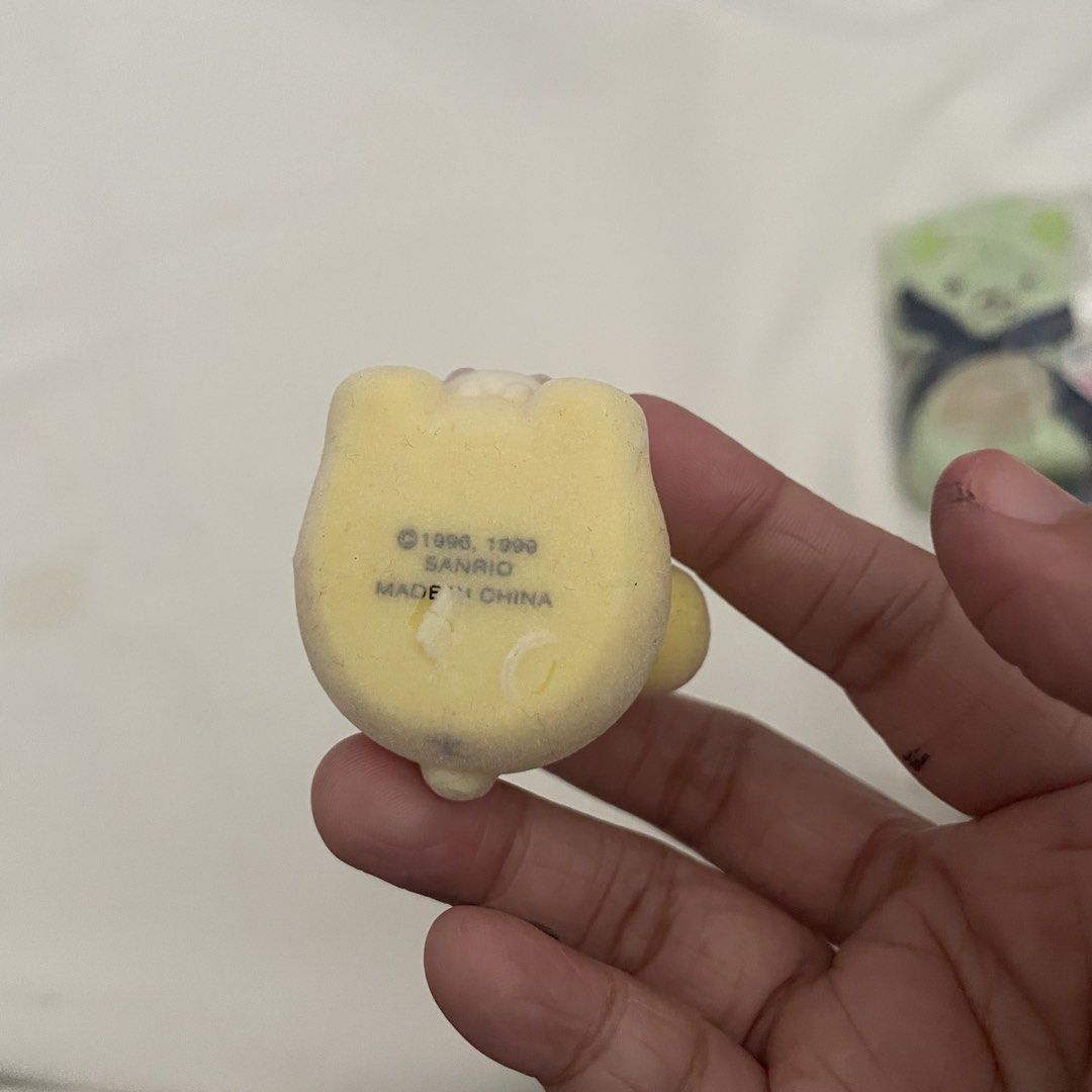 Sanrio Pompompurin Fuzzy Keyring (Category: Character Goods) located in Butuan. Submitted by paperlueur (Listing ID 1445490769, Image 2). Description: .