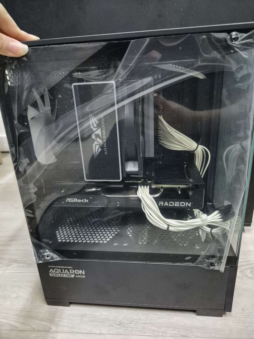 selling 3 used PC490362586248007685