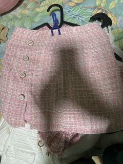 (Category: ) located in . Submitted by hapiiiiiiii (Listing ID 1445605273, Image 1). Description: .