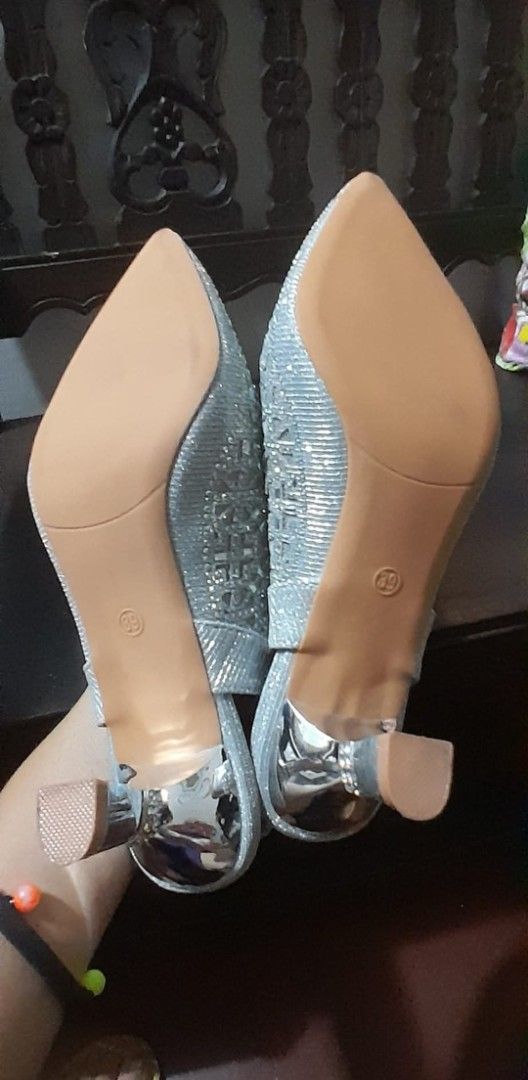 Silver Slingback Heels with Rhinestone Embellishments (Category: Heels) located in Manila. Submitted by pinky.n.diane (Listing ID 1445513946, Image 3). Description: - Sparkly silver slingback heels - Intricate rhinestone details all over - Pointed toe design - Secure slingback strap - Comfortable low block heel - Ideal for parties and formal occasions - Soles are clean.