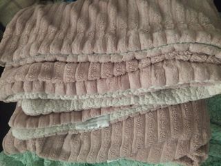 (Category: ) located in . Submitted by stop_shop7 (Listing ID 1445447307, Image 1). Description: .