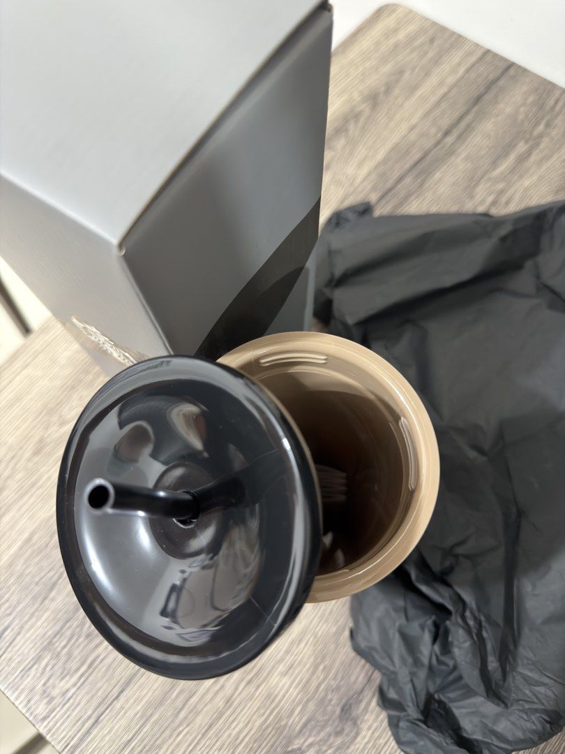 Starbucks 2026 Charcoal 24oz Cold Cup (Category: Water Bottles & Tumblers) located in Manila. Submitted by maweezonline (Listing ID 1445457494, Image 2). Description: Starbucks 2026 Charcoal 24oz Cold Cup.