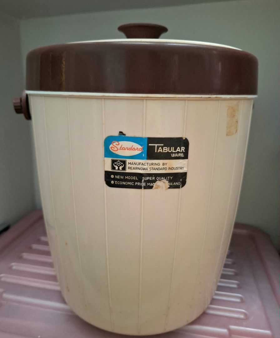Tabular Ware Container489906314150553600
