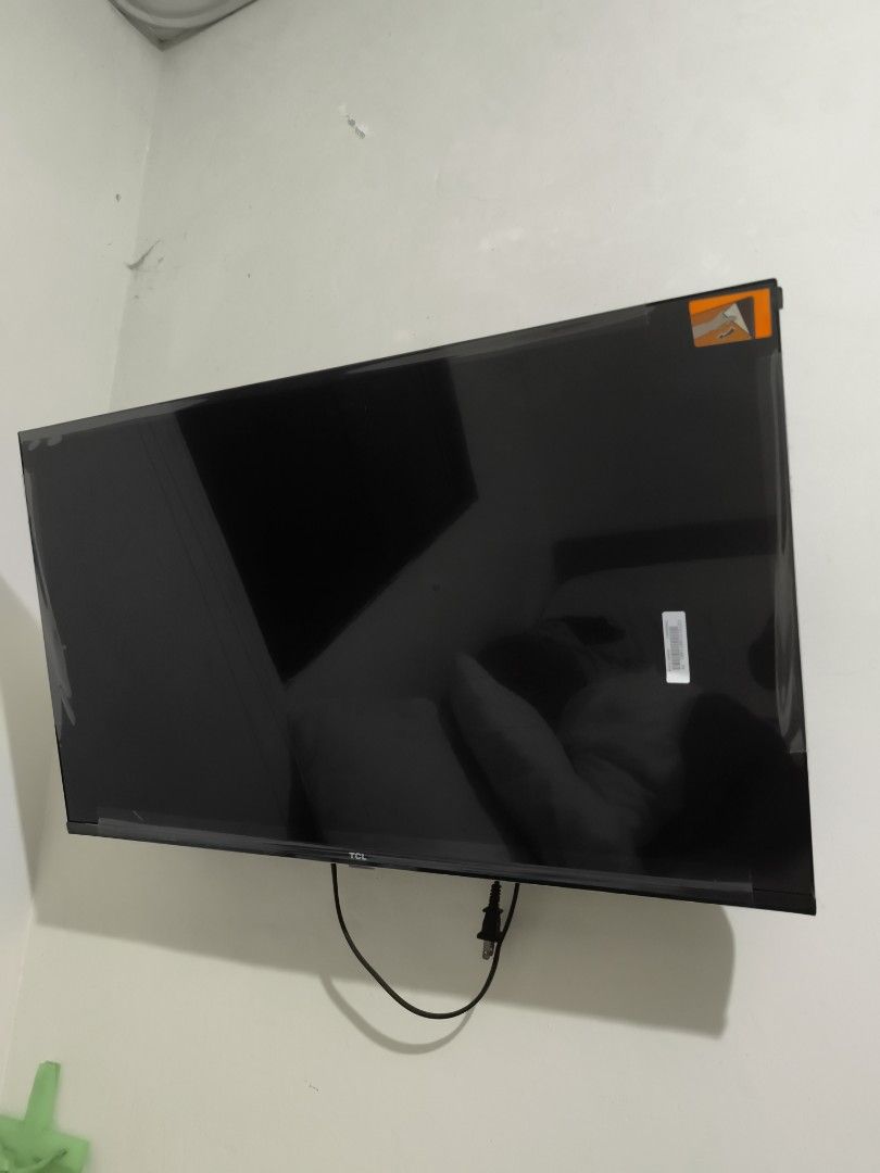 TCL 32 inch FHD Smart Android TV - 32L5A (Category: TV) located in Manila. Submitted by biddyey (Listing ID 1445595003, Image 2). Description: Sealed TCL 32-inch Android TV Brand: TCL Resolution: Full HD TV Screen Size: 32 inches TV Screen Type: LCD/LED Smart TV: Yes Smart TV OS: Android OS.