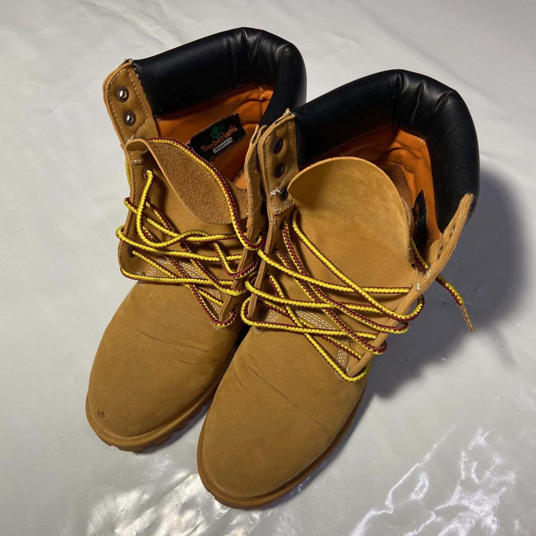 Timberland 6-Inch Premium Waterproof Boots (Category: Boots) located in Manila. Submitted by tepthirft (Listing ID 1445539178, Image 3). Description: Timberland 6-Inch Premium Waterproof Boots size 43 / us 10 Good condition Issue sa bakal lang madumi.