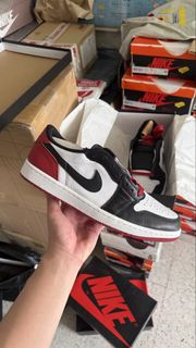 (Category: ) located in . Submitted by cendol_sneakers (Listing ID 1445423013, Image 1). Description: .