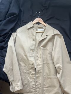 (Category: ) located in . Submitted by wardrobe_declutter14 (Listing ID 1445420573, Image 1). Description: .