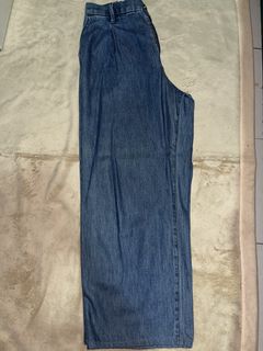 (Category: ) located in . Submitted by lemnnnnnnn (Listing ID 1445499865, Image 1). Description: .