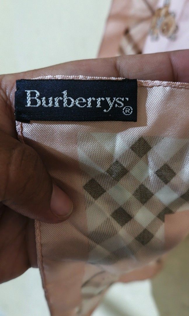 VINTAGE BURBERRY HANKY (Category: Luxury Accessories) located in Sipocot. Submitted by quickpickstuff (Listing ID 1445512238, Image 2). Description: 100% silk good as new.