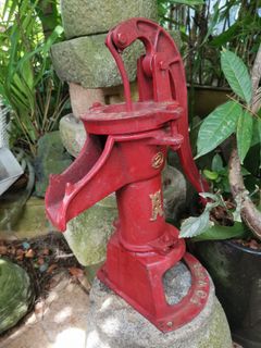 (Category: ) located in . Submitted by SecondHand_Furniture (Listing ID 1445460847, Image 1). Description: .