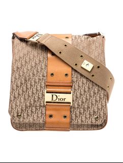 (Kategori: ) berada di . Dikirim oleh ash0804 (ID iklan 1445545130, Gambar 1). Deskripsi: .