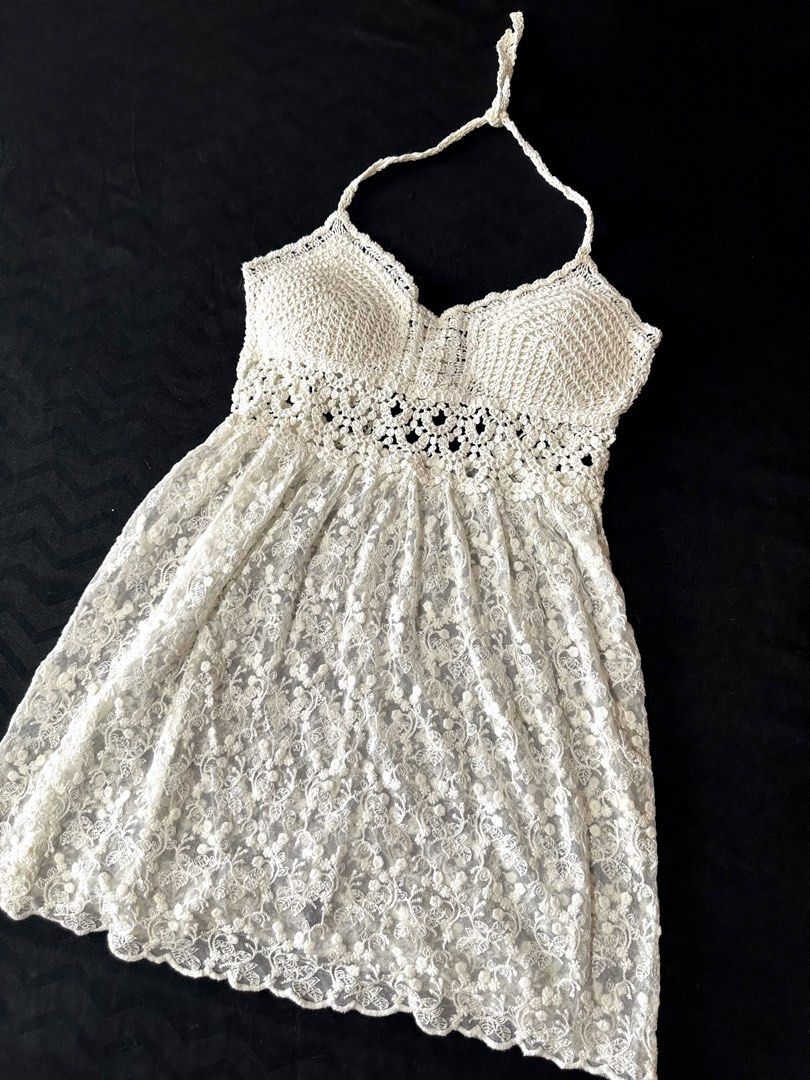 White lace beach summer dress (Category: Dresses) located in Cainta. Submitted by sati_vaaa (Listing ID 1445535095, Image 2). Description: Very nice swimsuit coverup or beach dress. Padded. Can fit size small-large.