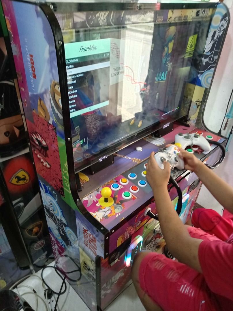 ARCADE MACHINE (Category: Xbox) located in Santa Rosa. Submitted by southie777 (Listing ID 1445431923, Image 1). Description: XBOX 360 2 IN 1 ARCADE XBOX CONSOLE JTAG SLIM POWER SUPPLY HDMI 500 GB HDD 106 FULL OF GAMES WITH 12,000 RETRO 32 INCH TV KAHA WITH COMPLETE WIRINGS For Extra Income Side Business 6-month old pa lang. We're upgrading kaya magpalit ng unit mas malaki Can be for Business (Extra Income) or for Personal Use ₱20/hr OR ₱15/hr it