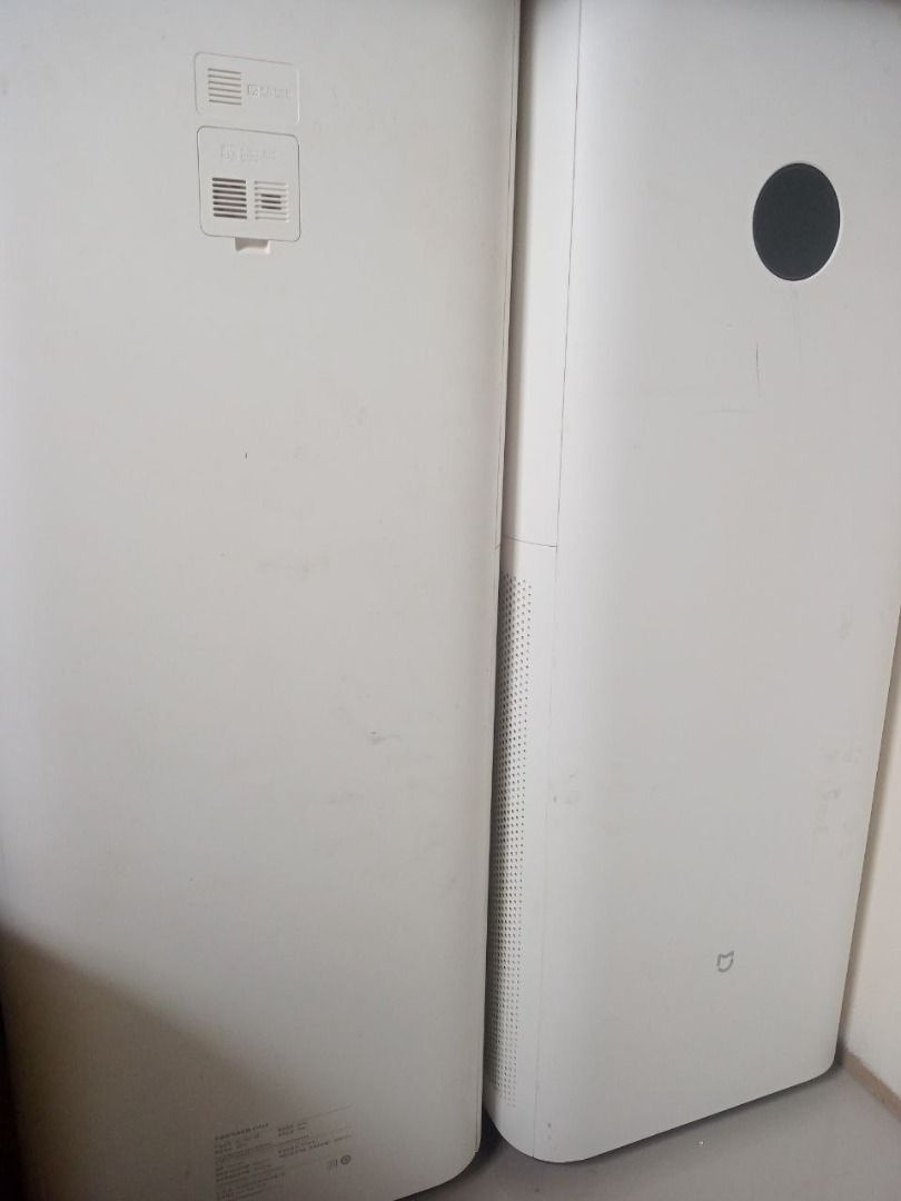Xiaomi air purifier (without filter) (Category: Thermometers) located in Caloocan City. Submitted by 84410026941 (Listing ID 1445454671, Image 1). Description: No bargaining No bargaining No bargaining 2 pcs Air Purifiers without filter, smoke smell is too strong; it needs to be disassembled and cleaned before it can be used. model: 2 pcs 4 MAX (1000P/pcs) - Brand: Xiaomi (without filter) - Model: Air Purifier 4 MAX - Color: White - Condition: Go