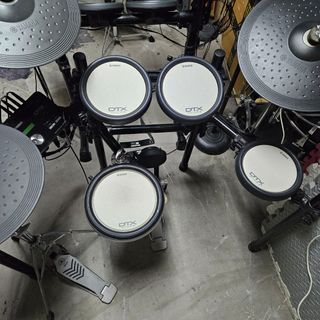(Category: ) located in . Submitted by drummersboutique (Listing ID 1445451269, Image 1). Description: .
