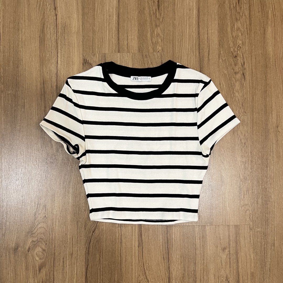 [Zara] Black and White Striped Cropped Tee (Category: Shirts) located in Muntinlupa City. Submitted by shopblank (Listing ID 1445448165, Image 1). Description: Size: Medium Used once Please manage your expectations as these are preloved / used with care items. Minor flaws / discolorations might be present unless/otherwise stated. Note: Actual when worns are included in the post ONLY IF available. Otherwise, I won’t entertain special ww requests. 