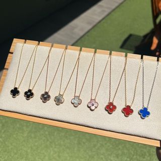 (Category: ) located in . Submitted by jadeite.golds.diamonds (Listing ID 1445738397, Image 1). Description: .