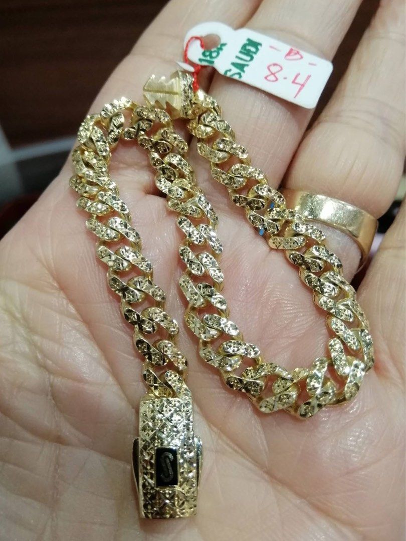 18k Saudi gold mon@co bracelet (Category: Bracelets) located in Manila. Submitted by reenacedric (Listing ID 1445640542, Image 1). Description: .