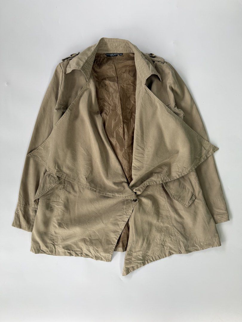 2010 Alexander Mcqueen Cascade Drape Front Trench Coat Jacket Khaki (Category: Coats, Jackets and Outerwear) located in Baguio. Submitted by themgarbage (Listing ID 1445720695, Image 2). Description: Size tagged:S Issue:none Width:20 Length:29 Shoulder:15 Sleeve:23.5.