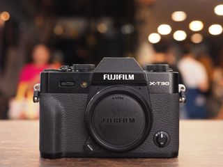 （分類：）位於 。 由 hi-tech_shop-m 提交（商品編號 1445674574，圖片 1）。簡介： 。