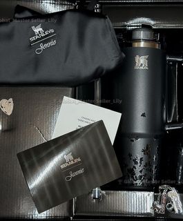 (Category: ) located in . Submitted by fashion.luxe (Listing ID 1445773044, Image 1). Description: .