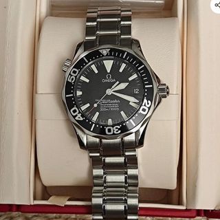 (Category: ) located in . Submitted by 0000watchcollectsg (Listing ID 1445684063, Image 1). Description: .
