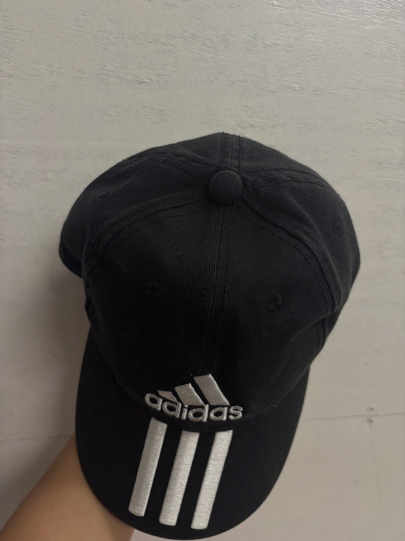 Adidas Black Cap OSFM | One Size Fits Most (Category: Caps & Hats) located in Manila. Submitted by fifi.declutters (Listing ID 1445734592, Image 2). Description: this is my preloved cap still in good condition! one size fits most loc: bulacan shipping: j&t/lalamove.
