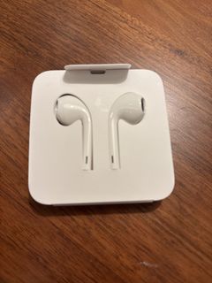 (Category: ) located in . Submitted by weshoptogether (Listing ID 1445660592, Image 1). Description: .