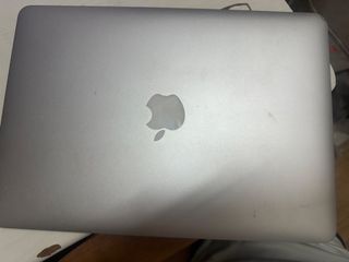 Apple MacBook Air 13-inch 2015504141762433525760