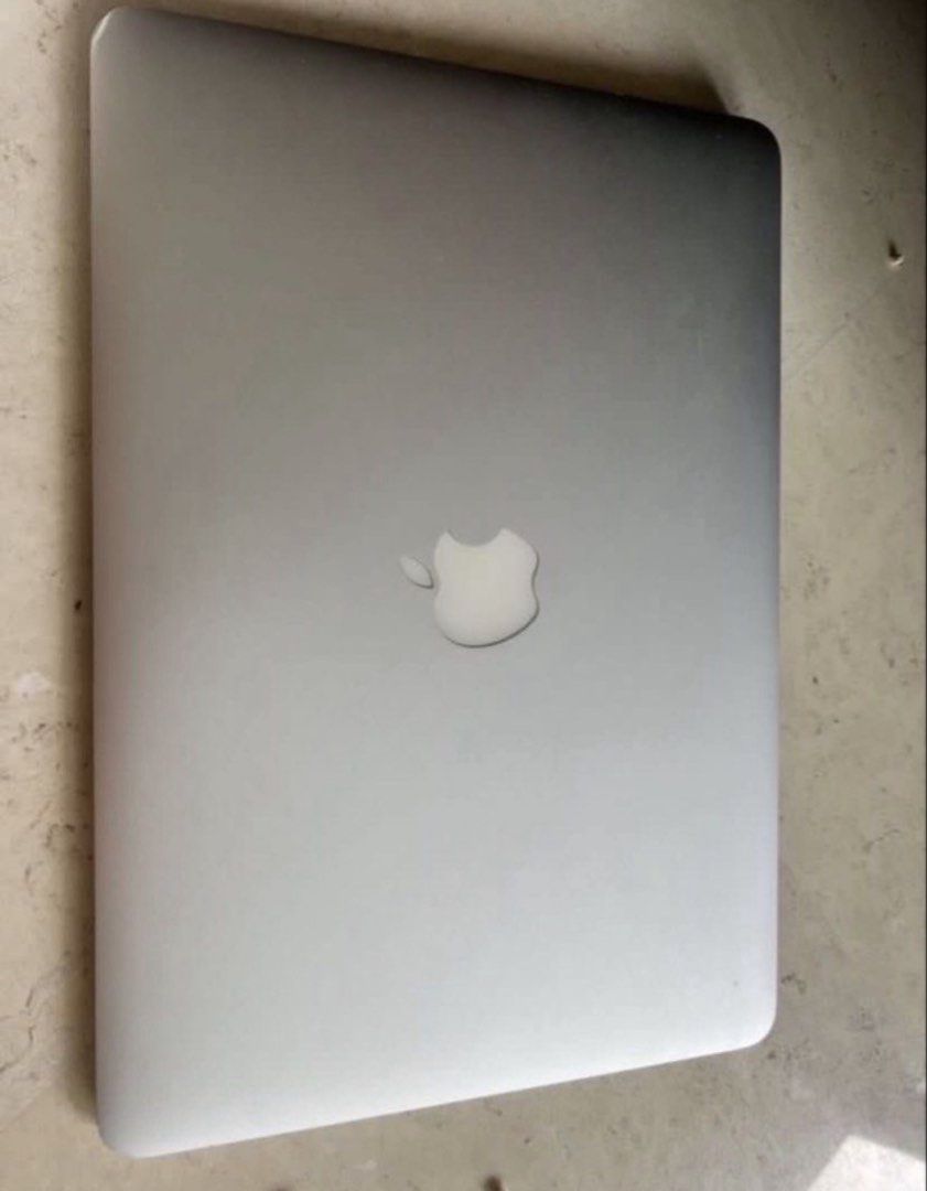 Apple MacBook Air 13-inch (Mid 2013)