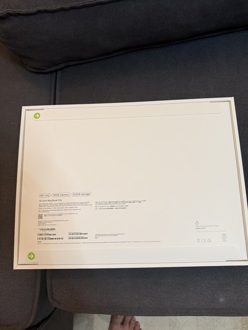 Apple MacBook Pro 14-inch M5 Chip491294998880604161