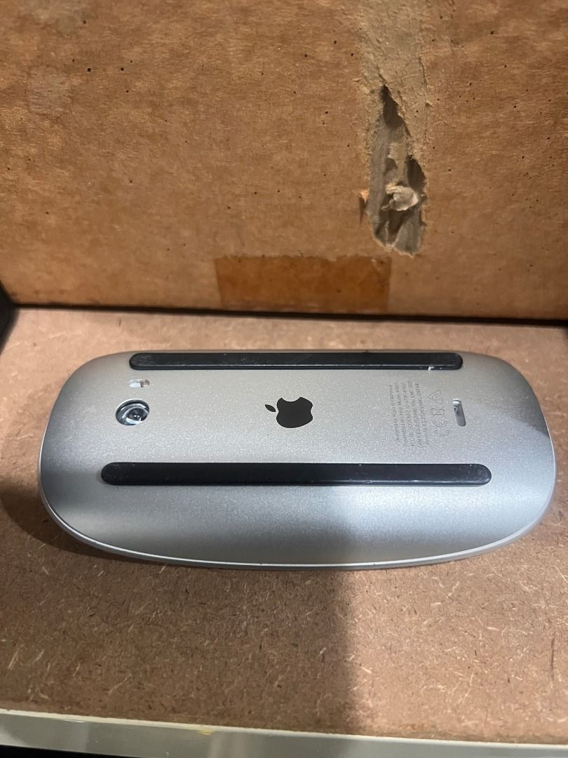 Apple Magic Mouse 2 Wireless Bluetooth (Category: Mouse & Mousepads) located in Kuala Lumpur. Submitted by techglobal (Listing ID 1445622607, Image 2). Description: - Apple Magic Mouse 2 - Sleek, minimalist design - Rechargeable.