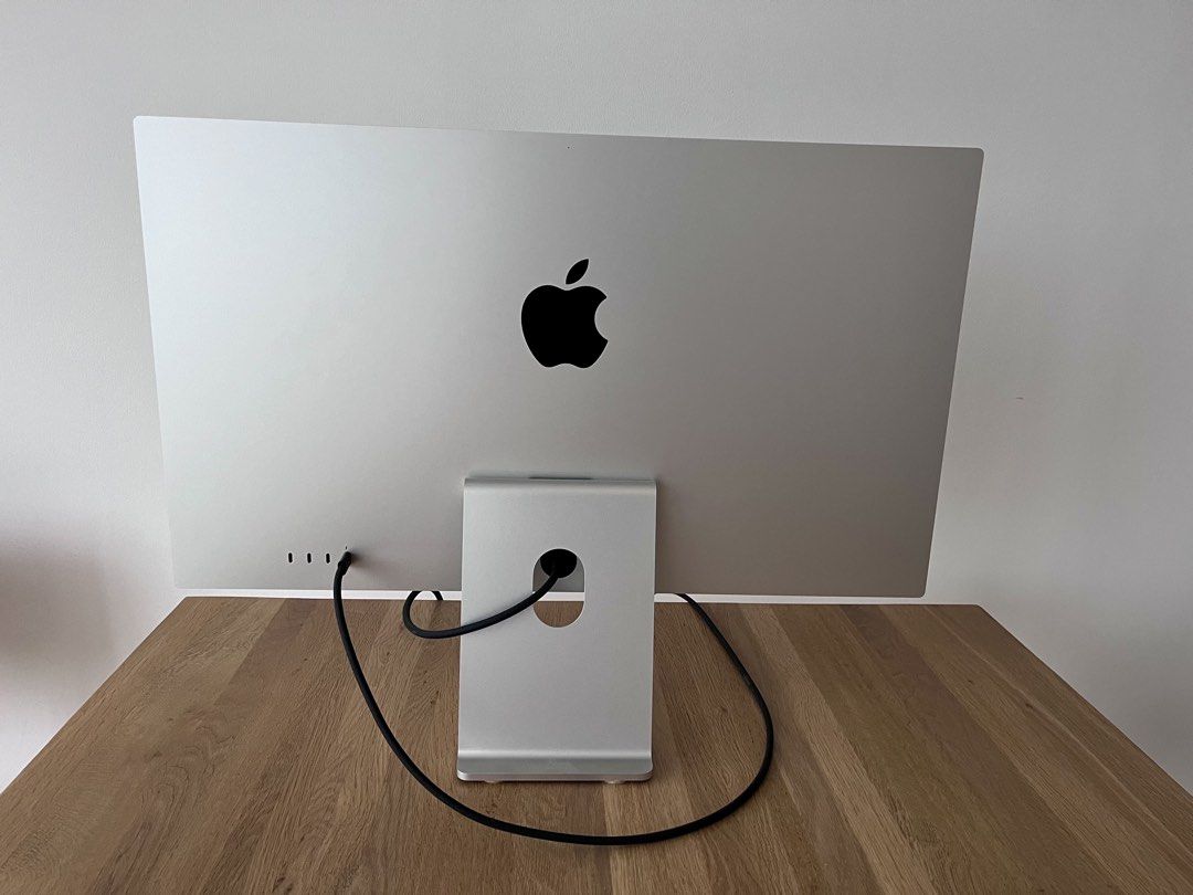 Apple Studio Display Monitor490835819469875201