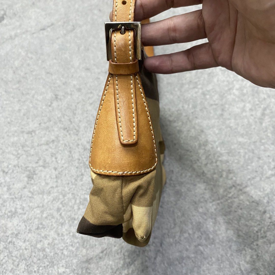AUTHENTIC BALLY BALLILA SHOULDER BAG (Category: Luxury Bags & Wallets) located in Zamboanga. Submitted by swayporgypretz (Listing ID 1445607573, Image 3). Description: .