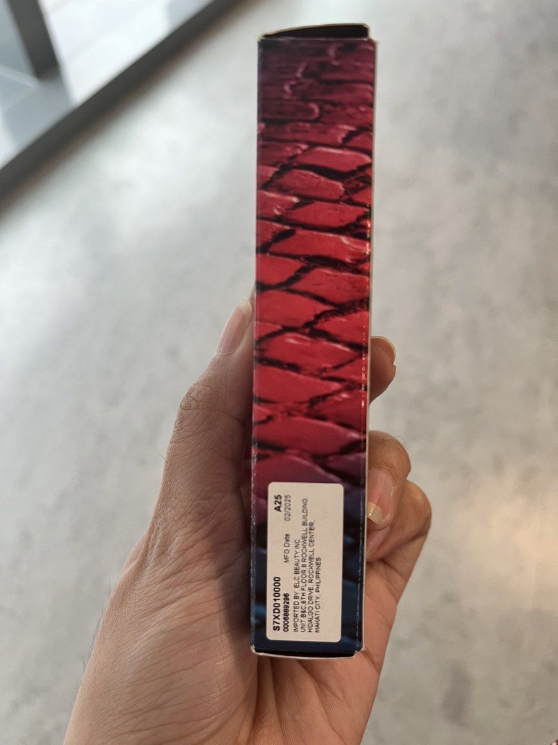 [AUTHENTIC] MAC Lipglass Air Duo Set + FREE MAC Setting Spray Mini (w/ Box) (Category: Makeup) located in Bacoor. Submitted by prism0924 (Listing ID 1445744245, Image 3). Description: Price: ₱2,200 (Slightly negotiable for fast takers) 100% ORIGINAL, AUTHENTIC MAC COSMETICS BUNDLE Selling this beautiful MAC set in pristine condition! Perfect as a treat for yourself or a luxury gift. WHAT YOU GET: -MAC Lipglass Air Duo (Full Size): 100% Brand New 