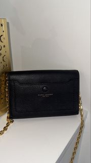 (Category: ) located in . Submitted by therapythriftin (Listing ID 1445652867, Image 1). Description: .