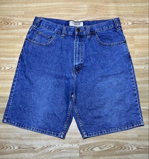 (Category: ) located in . Submitted by thriftsht (Listing ID 1445659770, Image 1). Description: .
