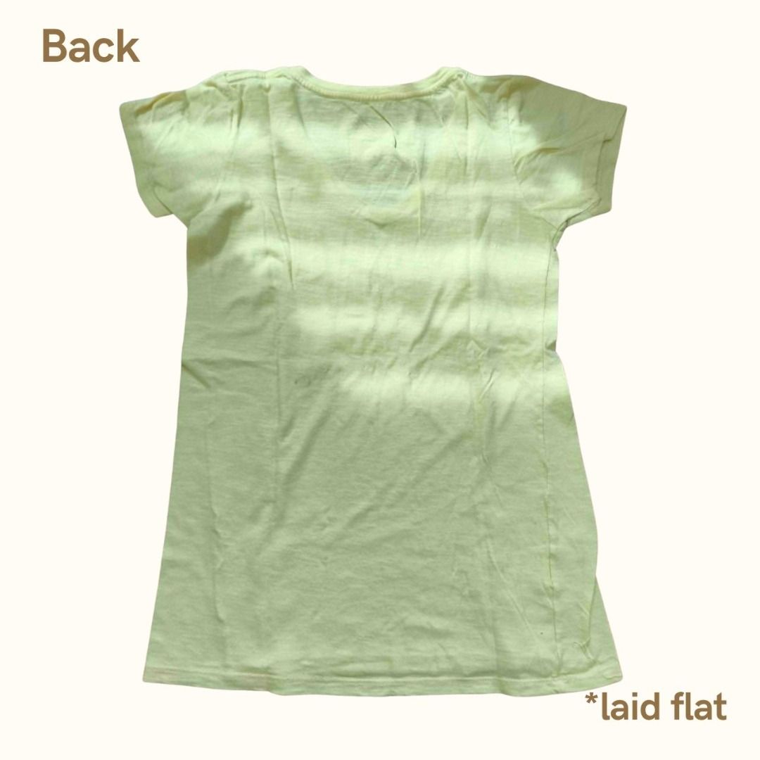 Bench Body Pastel Lemon V-Neck Pocket Tee (Category: Shirts) located in Cebu City. Submitted by declutterwithciara (Listing ID 1445686442, Image 2). Description: Comfortable and breezy basic. Perfect for relaxed loungewear, running errands, or throwing over your workout clothes after a light jog. 📏 Size & Fit: Small / S. It features a long-line, slim-fit silhouette that comfortably hugs the torso. ✨ Features / Details - Style: Casual deep V-neck