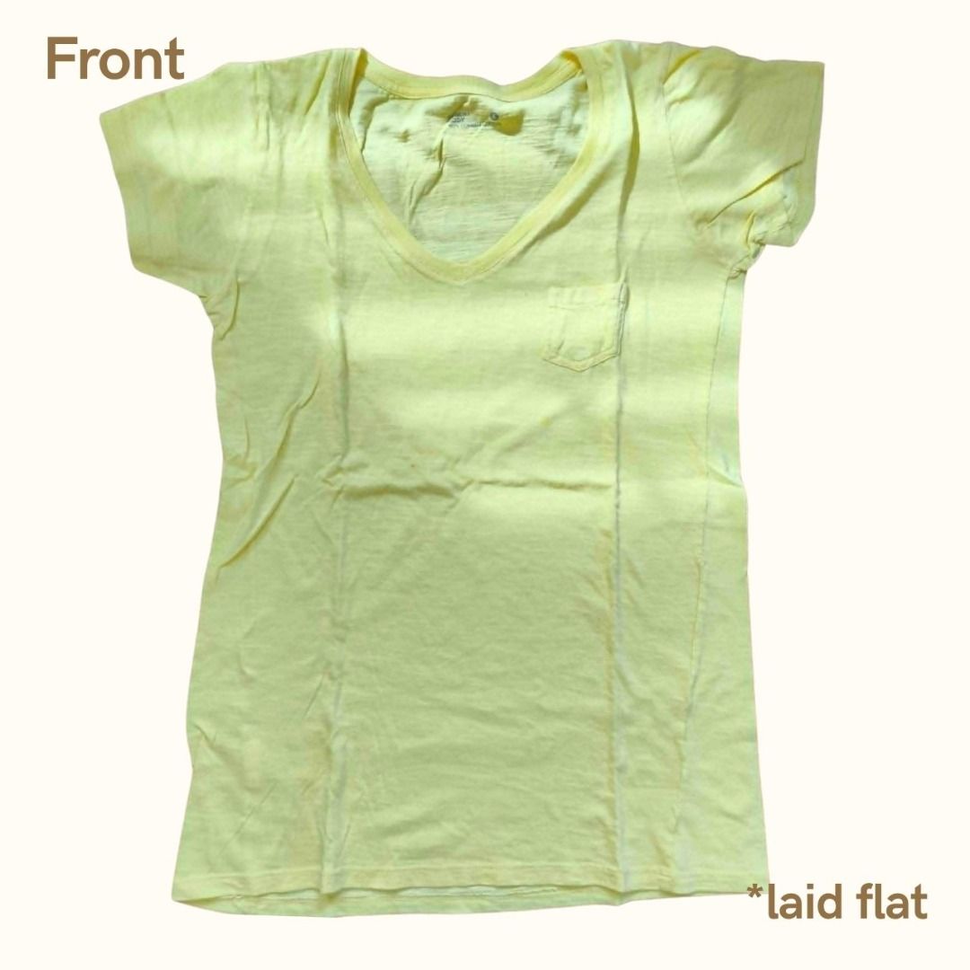 Bench Body Pastel Lemon V-Neck Pocket Tee (Category: Shirts) located in Cebu City. Submitted by declutterwithciara (Listing ID 1445686442, Image 1). Description: Comfortable and breezy basic. Perfect for relaxed loungewear, running errands, or throwing over your workout clothes after a light jog. 📏 Size & Fit: Small / S. It features a long-line, slim-fit silhouette that comfortably hugs the torso. ✨ Features / Details - Style: Casual deep V-neck