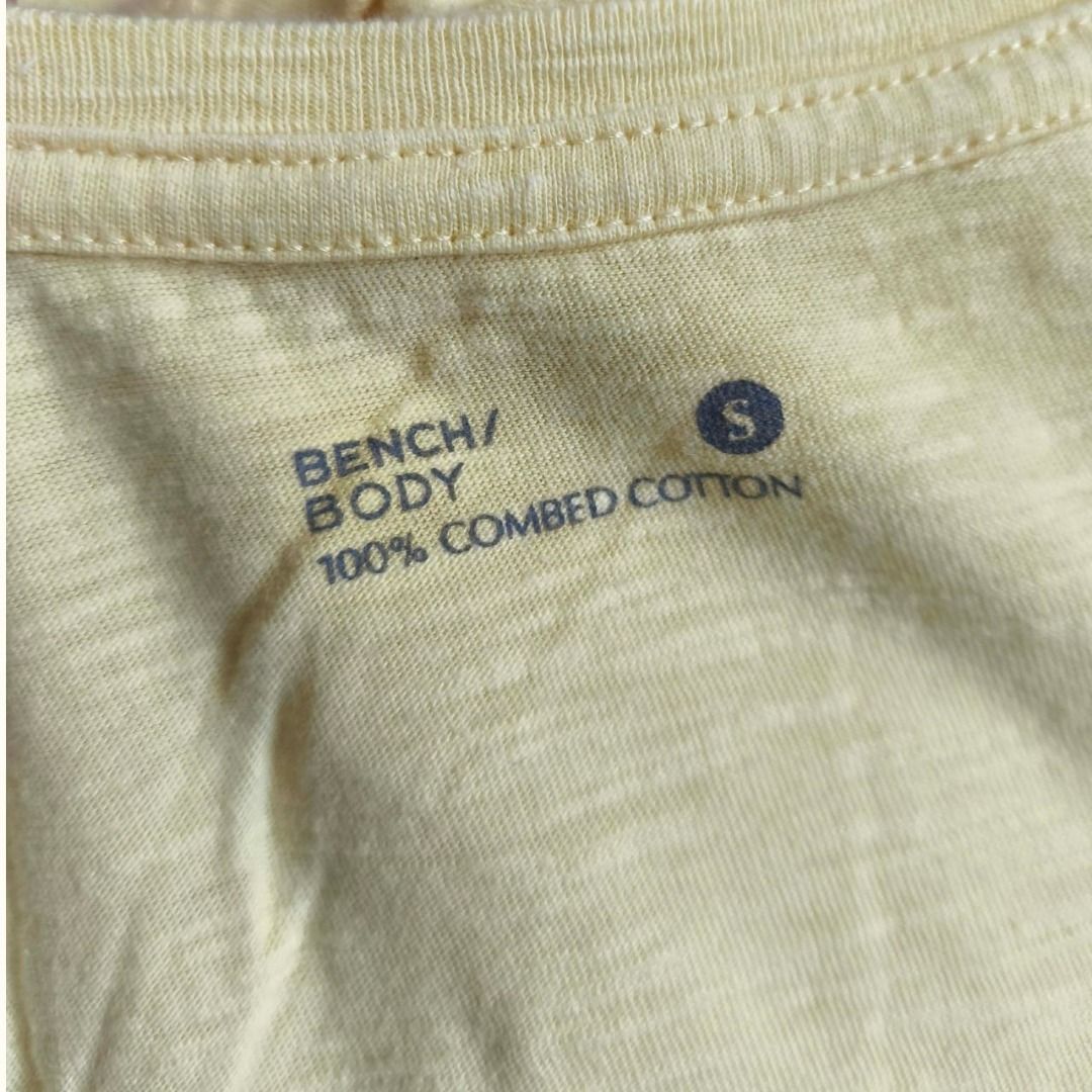 Bench Body Pastel Lemon V-Neck Pocket Tee (Category: Shirts) located in Cebu City. Submitted by declutterwithciara (Listing ID 1445686442, Image 3). Description: Comfortable and breezy basic. Perfect for relaxed loungewear, running errands, or throwing over your workout clothes after a light jog. 📏 Size & Fit: Small / S. It features a long-line, slim-fit silhouette that comfortably hugs the torso. ✨ Features / Details - Style: Casual deep V-neck